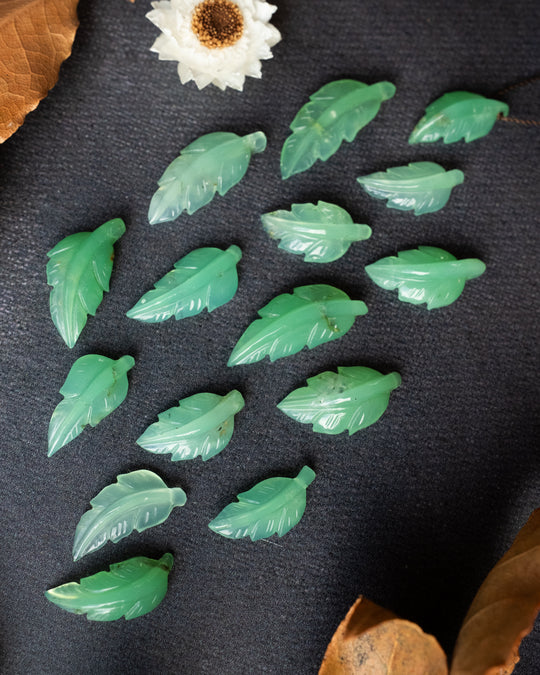 Chrysoprase Hand Carved Vegan Silk Leaf Necklace - The Healing Pear