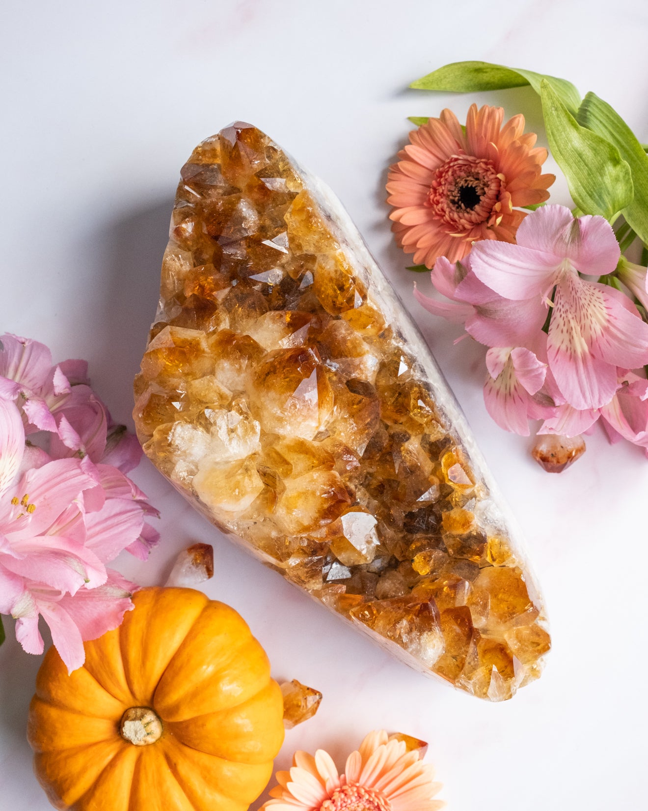 Unlock the power of manifestation with citrine, the stone of abundance and positivity