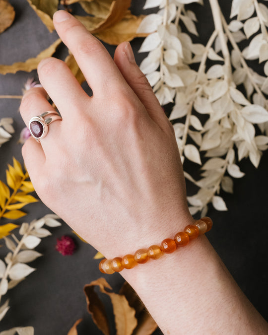 Carnelian Round Bead Bracelet 8mm - The Healing Pear