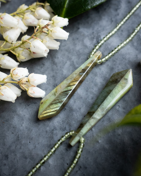 Labradorite, Chrysoprase &amp; Prehnite Beaded Necklace - The Healing Pear