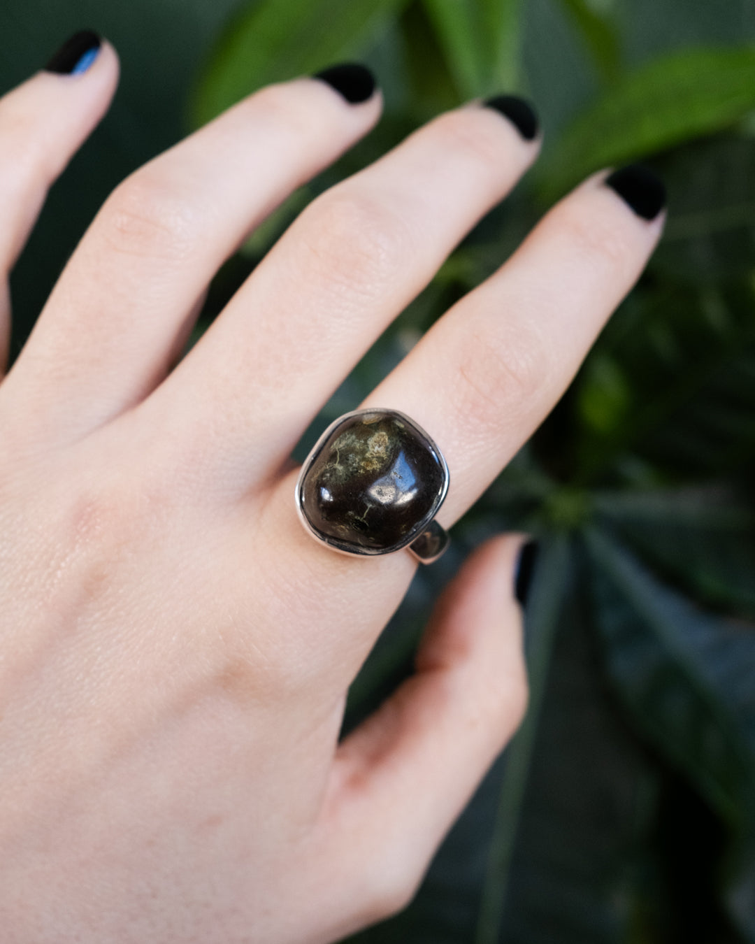Cornish Lizard Serpentine Ring in Sterling Silver - Size 7 1/4 US / O 1/2 UK - The Healing Pear
