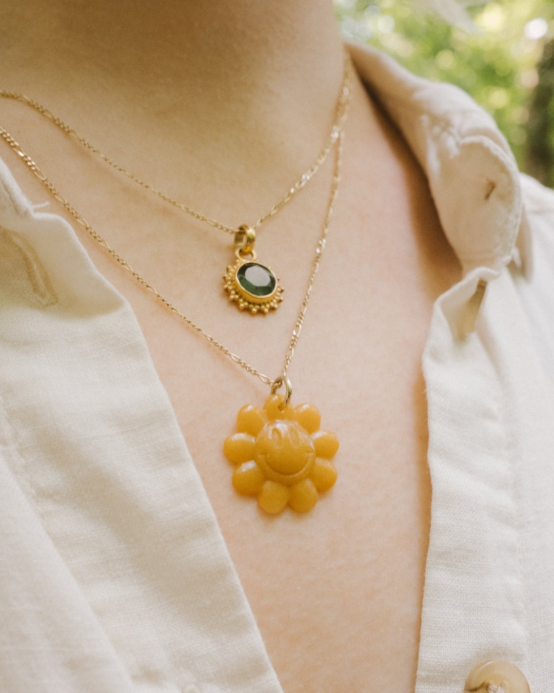 Yellow Agate Hand Carved Groovy Flower Necklace - The Healing Pear