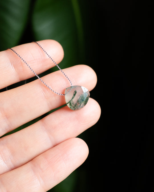 Moss Agate Vegan Silk Necklace