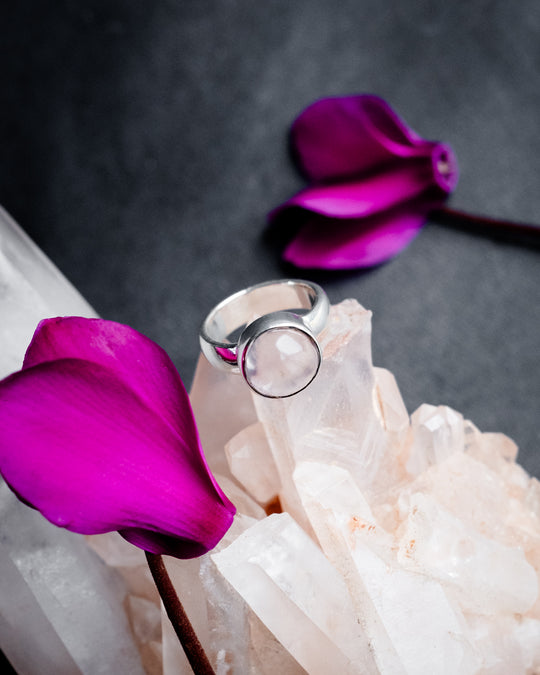 Lavender Aura Quartz Ring in Sterling Silver - Size 5 US / J 1/2 UK - The Healing Pear