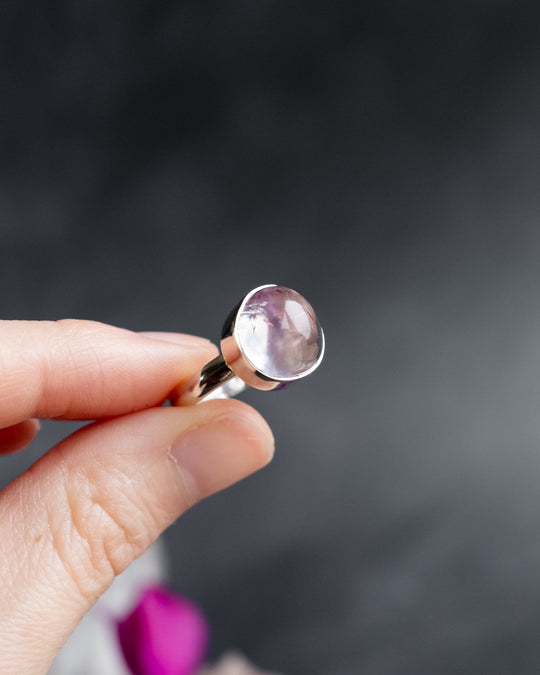 Lavender Aura Quartz Ring in Sterling Silver - Size 6 1/4 US / M 1/2 UK - The Healing Pear