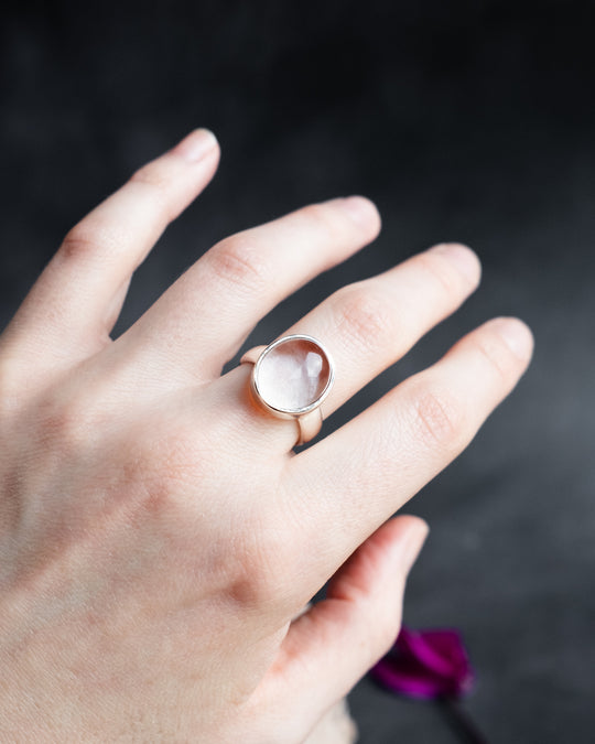 Lavender Aura Quartz Ring in Sterling Silver - Size 6 3/4 US / N 1/2 UK - The Healing Pear