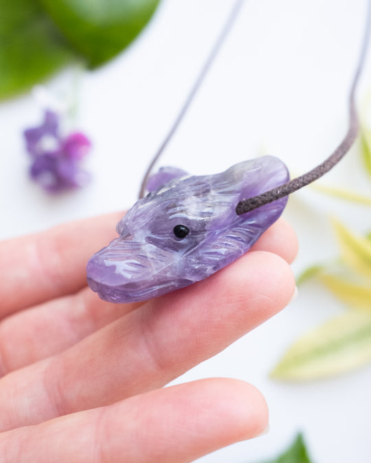 Amethyst Hand Carved Wolf Necklace - The Healing Pear