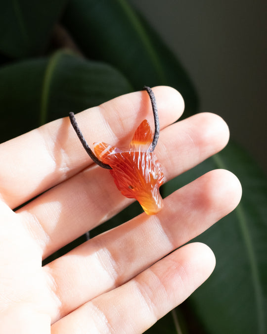 Small Carnelian Hand Carved Wolf Necklace - The Healing Pear