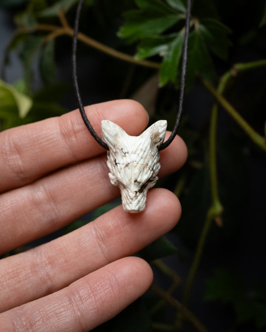 Small Howlite Hand Carved Wolf Necklace - The Healing Pear