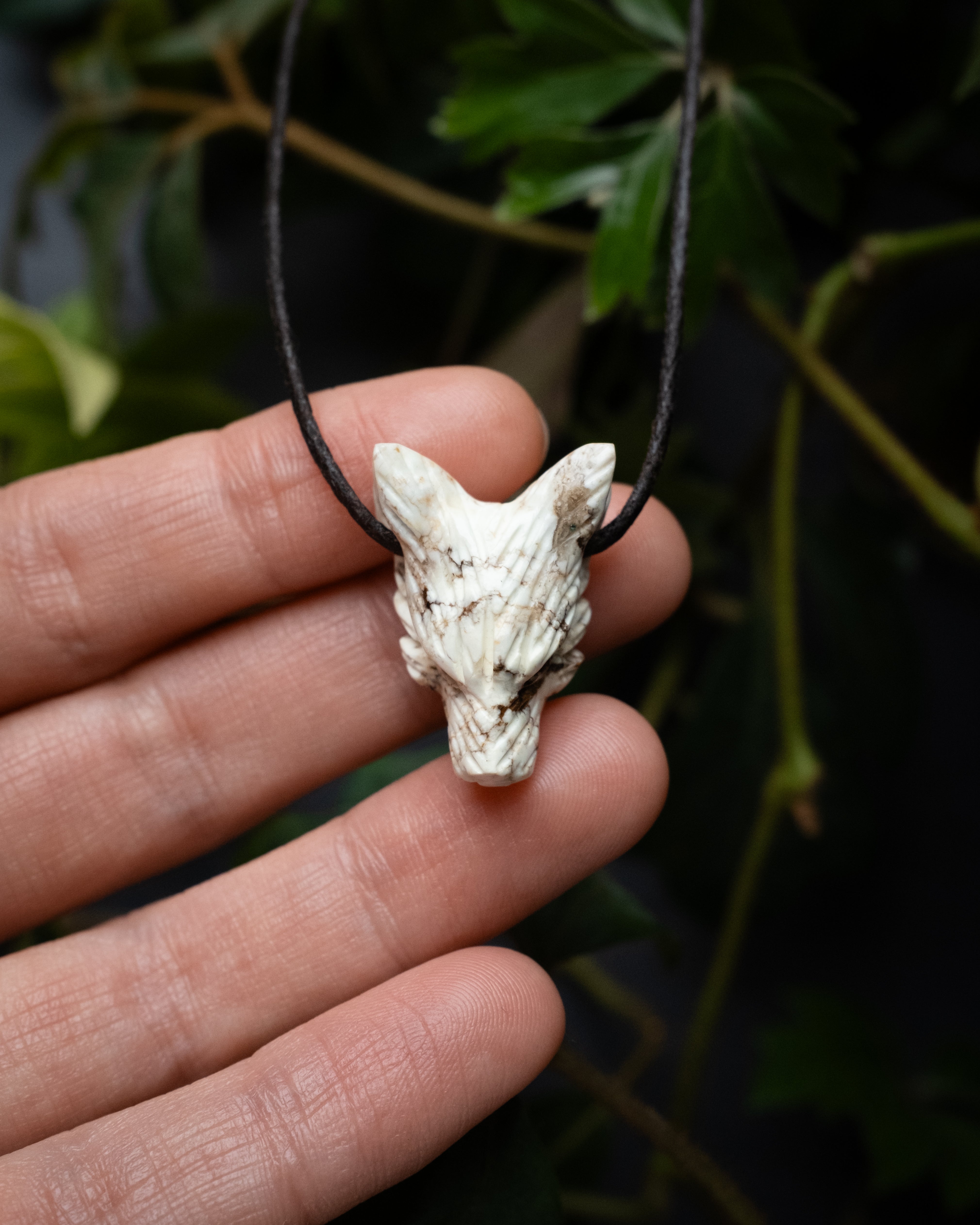 Small Howlite Hand Carved Wolf Necklace - The Healing Pear