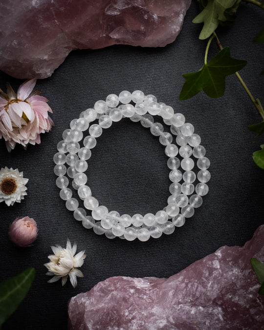 White Moonstone Round Bead Bracelet 6mm - The Healing Pear