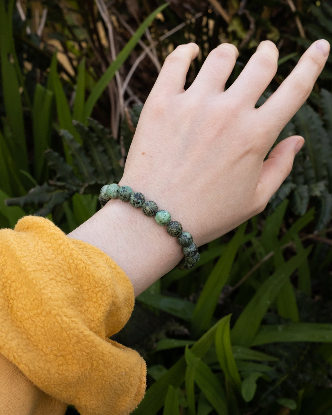African Turquoise Round Bead Bracelet - The Healing Pear