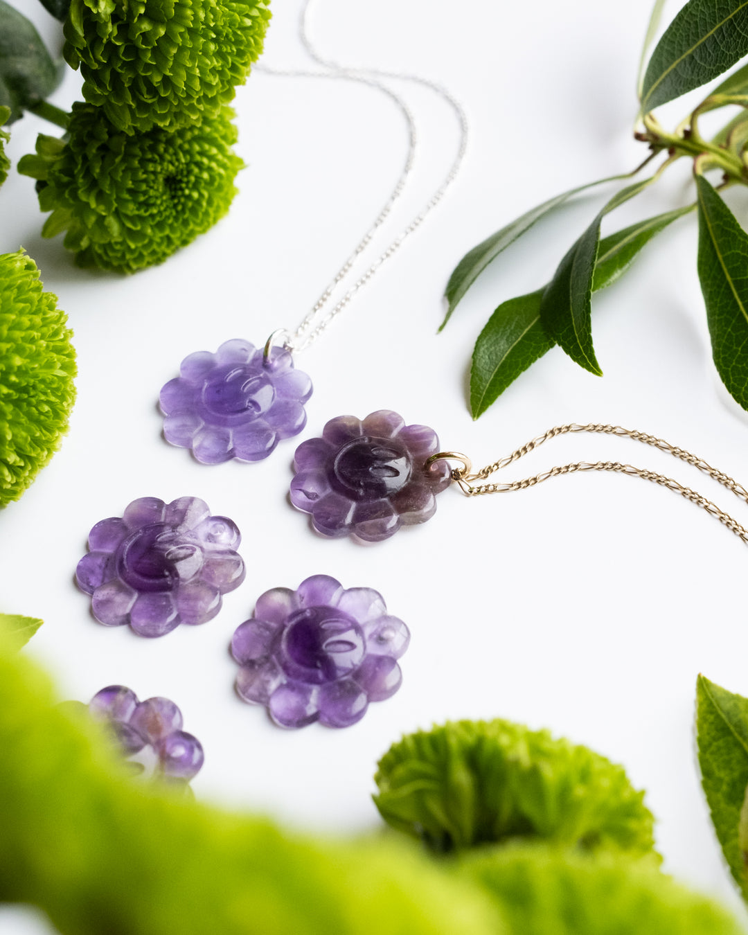 Amethyst Hand Carved Groovy Flower Necklace - The Healing Pear