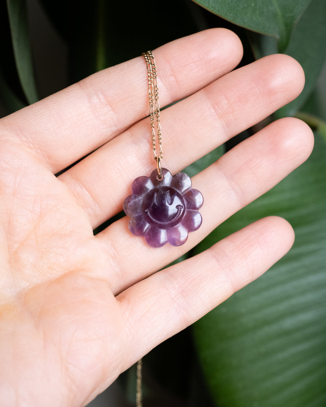 Amethyst Hand Carved Groovy Flower Necklace - The Healing Pear