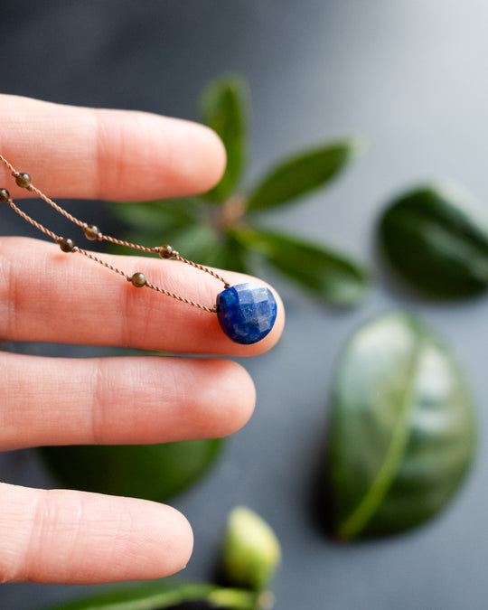 Smoky Quartz / Amethyst / Lapis Lazuli Gemstone Beaded Necklace - The Healing Pear