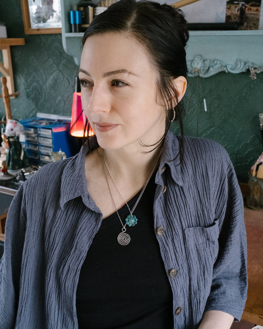 Carnelian Hand Carved Groovy Flower Necklace OLD - The Healing Pear