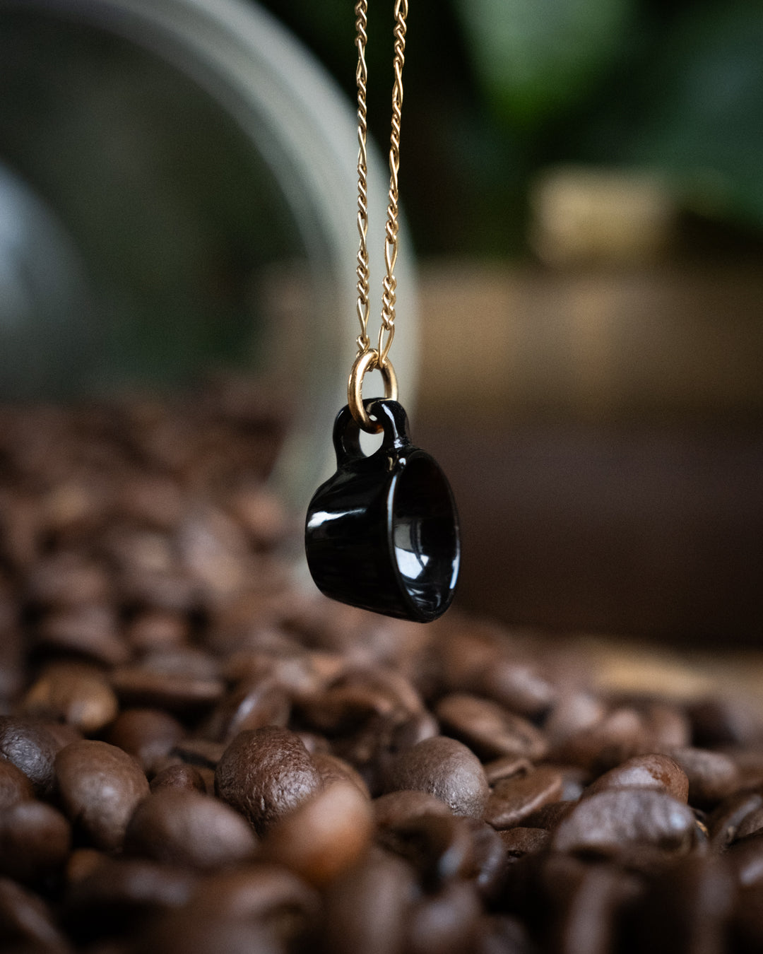 Black Onyx Hand Carved Mug Necklace - The Healing Pear
