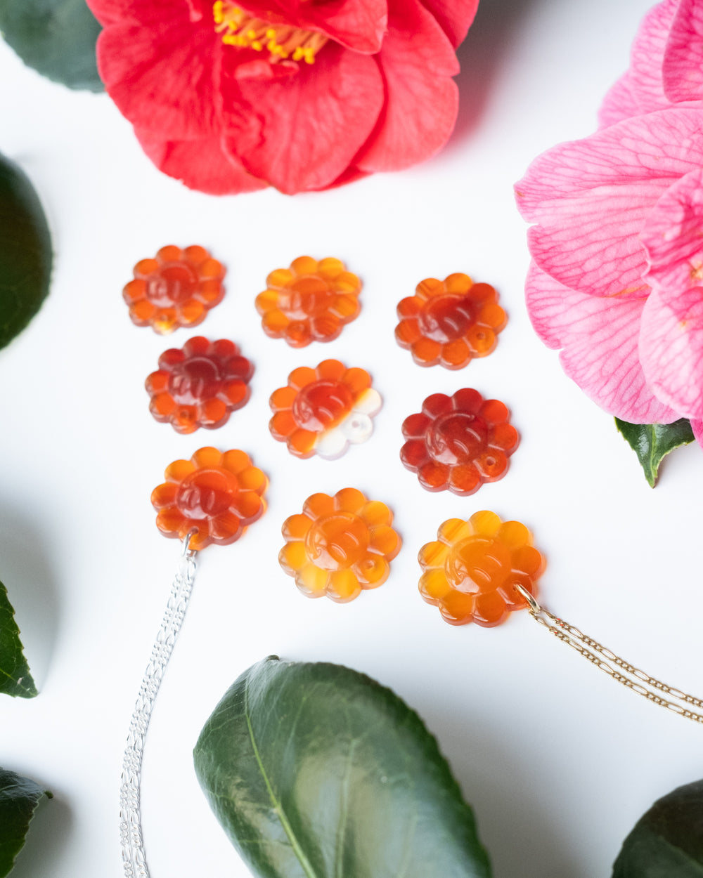 Carnelian Hand Carved Groovy Flower Necklace - The Healing Pear