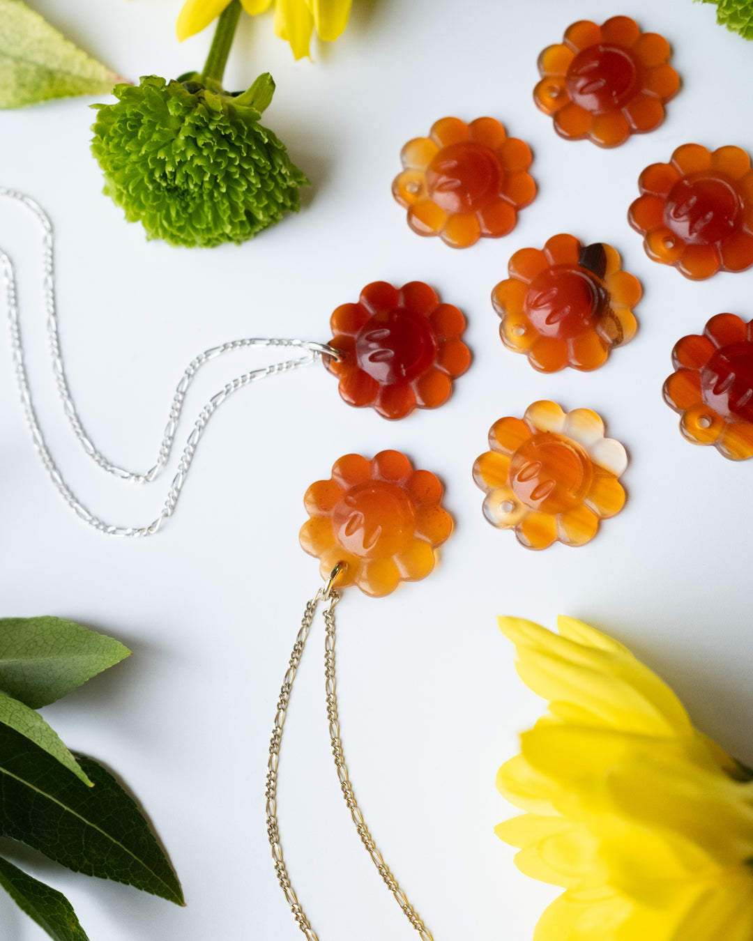Carnelian Hand Carved Groovy Flower Necklace OLD - The Healing Pear