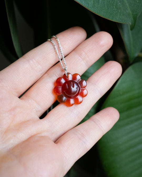 Carnelian Hand Carved Groovy Flower Necklace OLD - The Healing Pear
