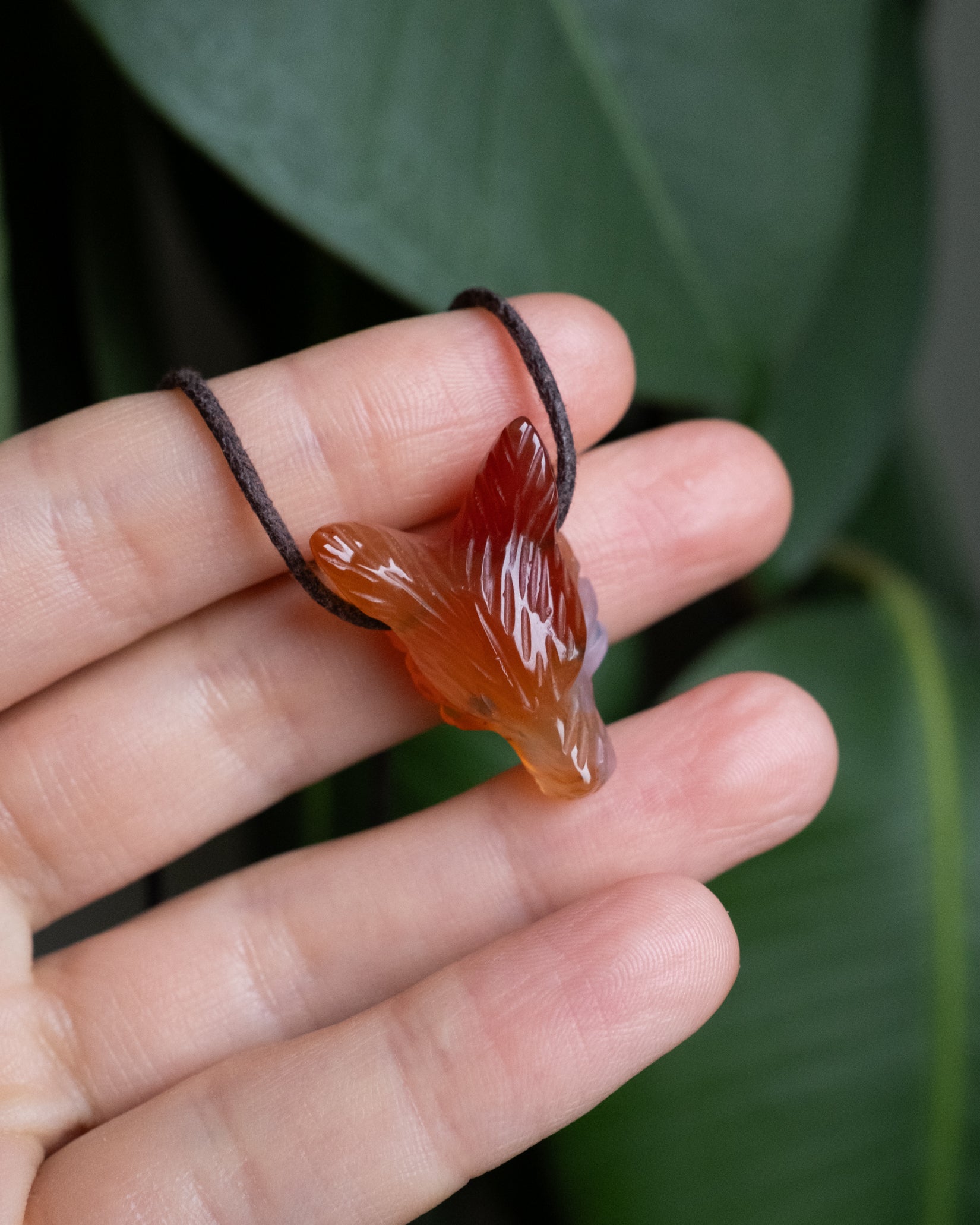 Small Carnelian Hand Carved Wolf Necklace - The Healing Pear