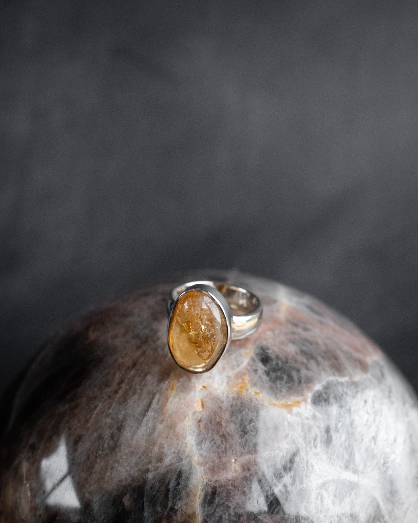 Natural Citrine Ring in Sterling Silver - Size 5 1/4 US / K 1/4 UK - The Healing Pear