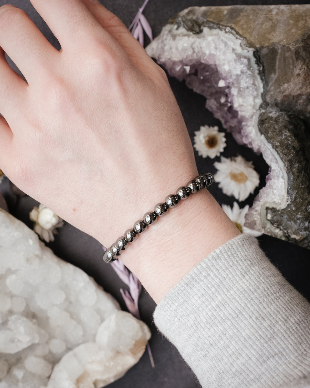 Hematite Round Bead Bracelet 6mm - The Healing Pear