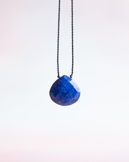 Lapis Lazuli Vegan Silk Necklace - The Healing Pear