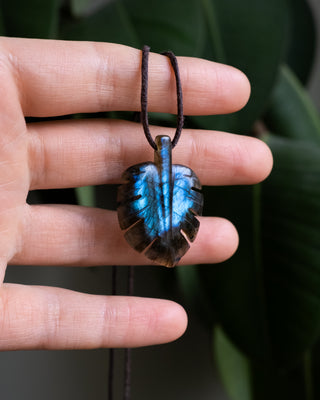 Labradorite Hand Carved Monstera / Cheese Plant Necklace
