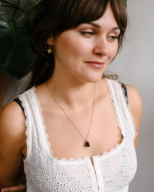 Bloodstone Hand Carved Mug Necklace - The Healing Pear