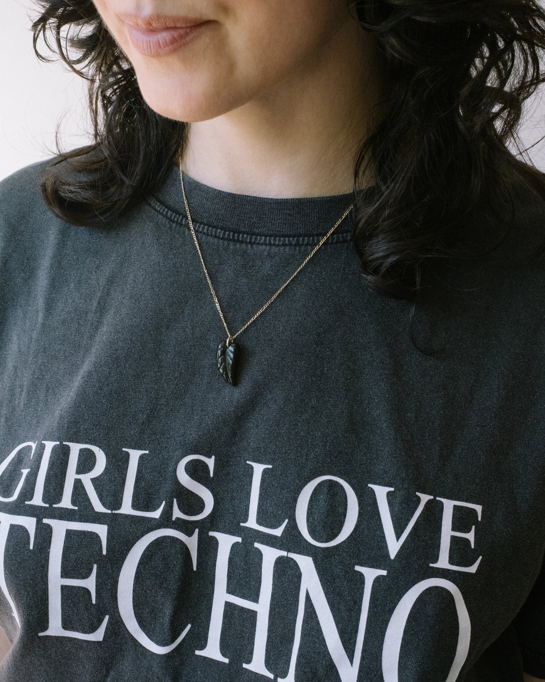 Serpentine Hand Carved Leaf Necklace - The Healing Pear