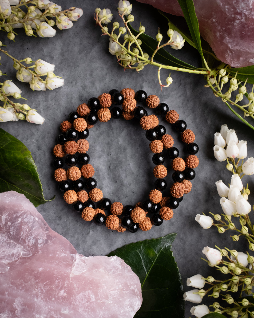 Red Rudraksha & Black Onyx Round Bead Bracelet - The Healing Pear