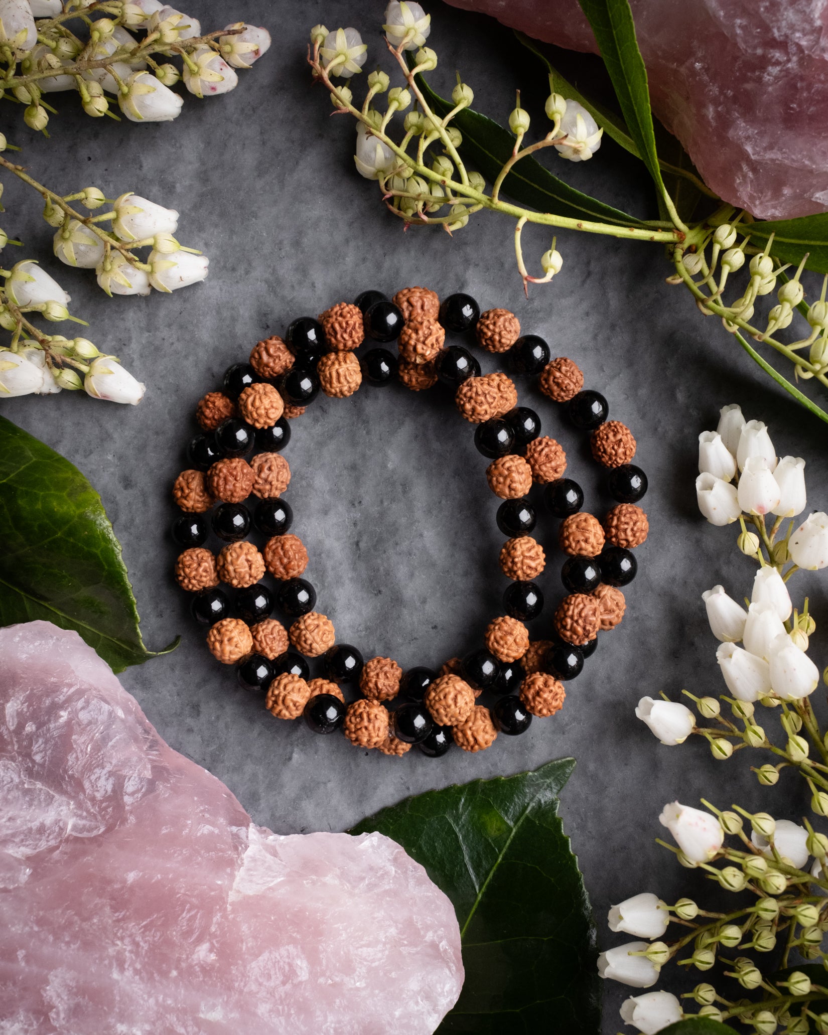 Red Rudraksha & Black Onyx Round Bead Bracelet - The Healing Pear
