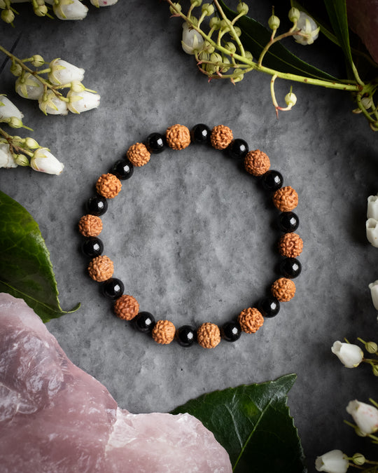 Red Rudraksha &amp; Black Onyx Round Bead Bracelet - The Healing Pear