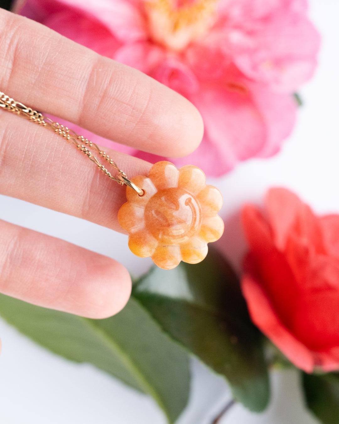 Yellow Agate Hand Carved Groovy Flower Necklace - The Healing Pear