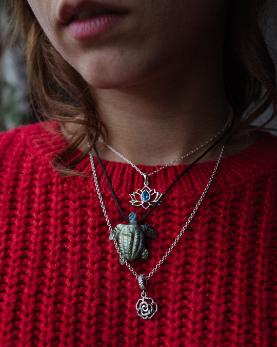 Small Moss Agate Hand Carved Leatherback Sea Turtle Necklace - The Healing Pear