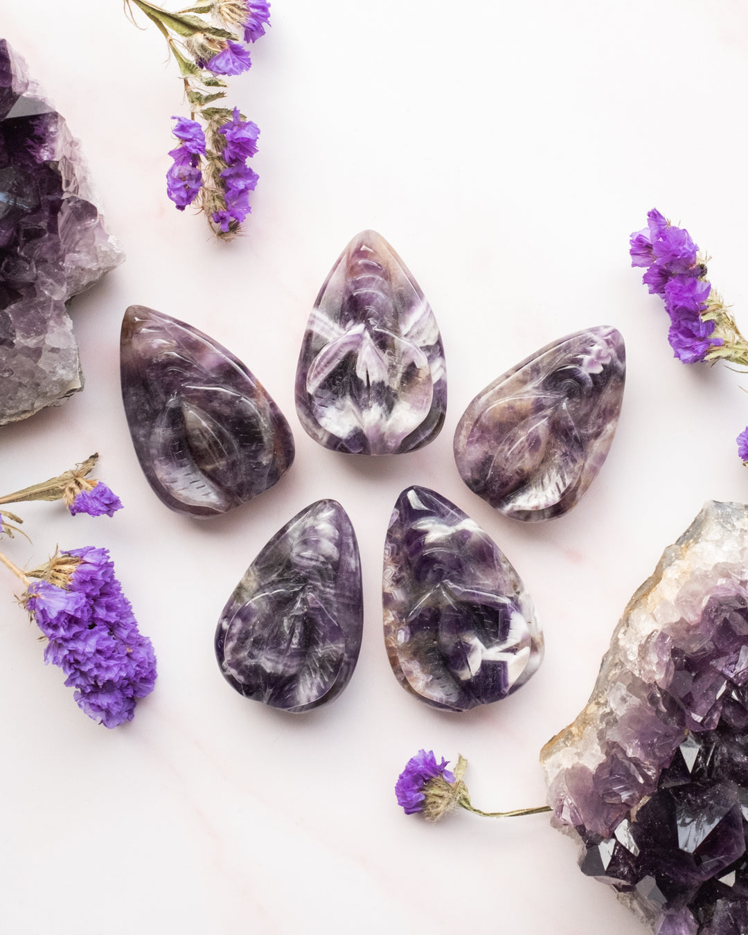Amethyst Hand Carved Vulva - The Healing Pear