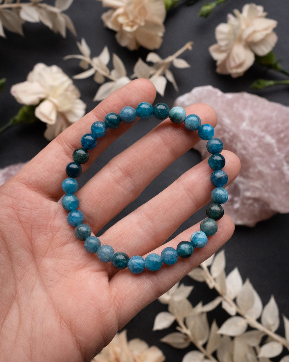 Blue Apatite Round Bead Bracelet 6mm - The Healing Pear