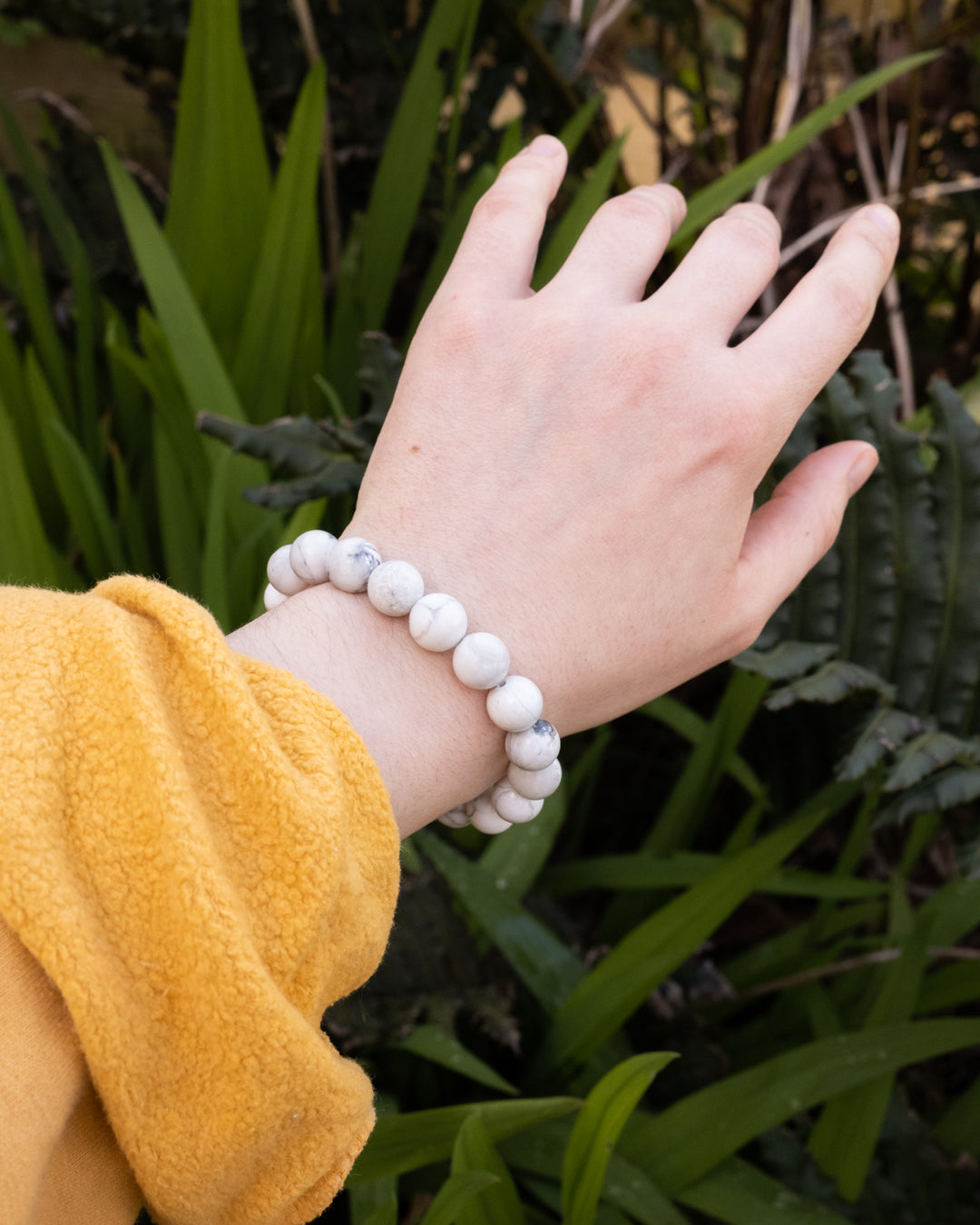 Howlite Round Bead Bracelet - The Healing Pear